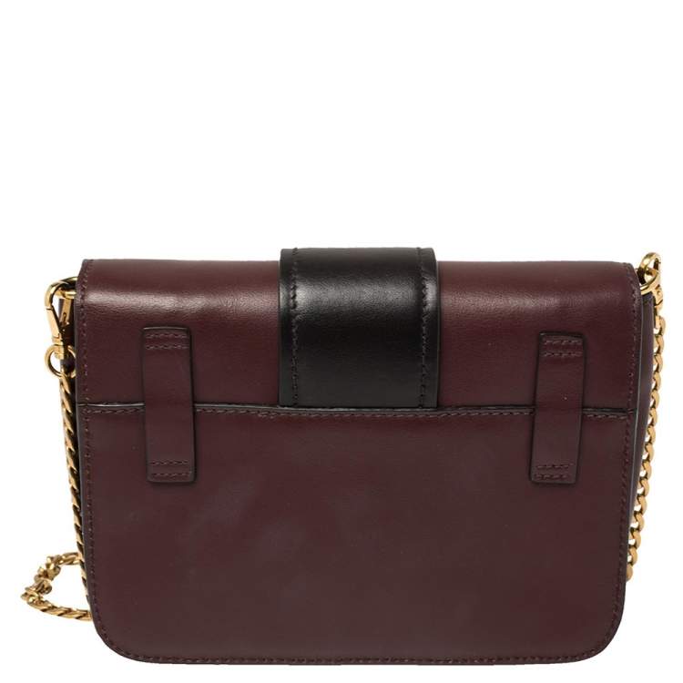 مملوكة مسبقًا Prada Burgundy/Black Leather Cahier Belt Bag