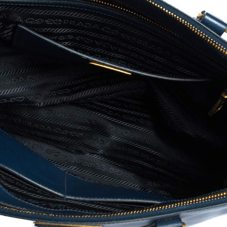 مملوكة مسبقًا Prada Blue Saffiano Lux Leather Medium Galleria Double Zip Tote