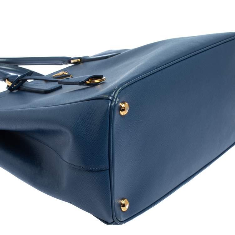 مملوكة مسبقًا Prada Blue Saffiano Lux Leather Medium Galleria Double Zip Tote
