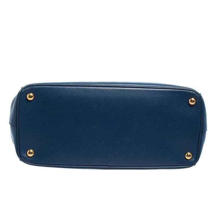 مملوكة مسبقًا Prada Blue Saffiano Lux Leather Medium Galleria Double Zip Tote