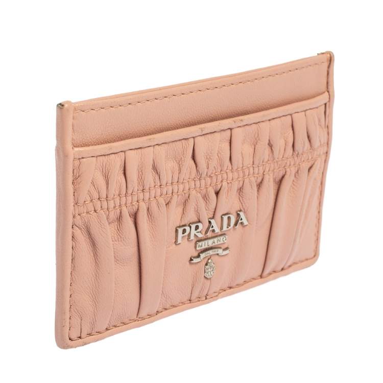 Pre Owned Prada Pink Nappa Gaufre Leather Card Holder