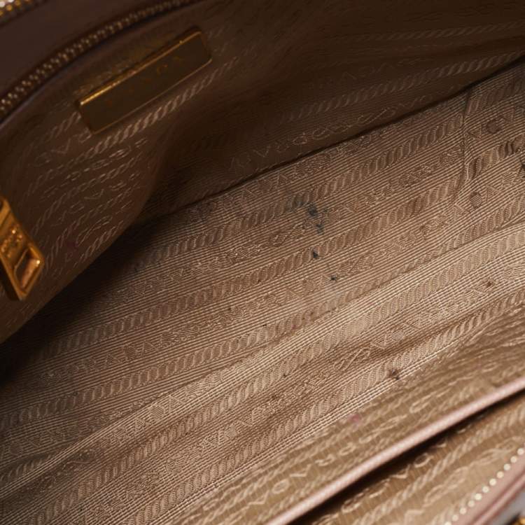 مملوكة مسبقًا Prada Beige Saffiano Lux Leather Small Galleria Tote