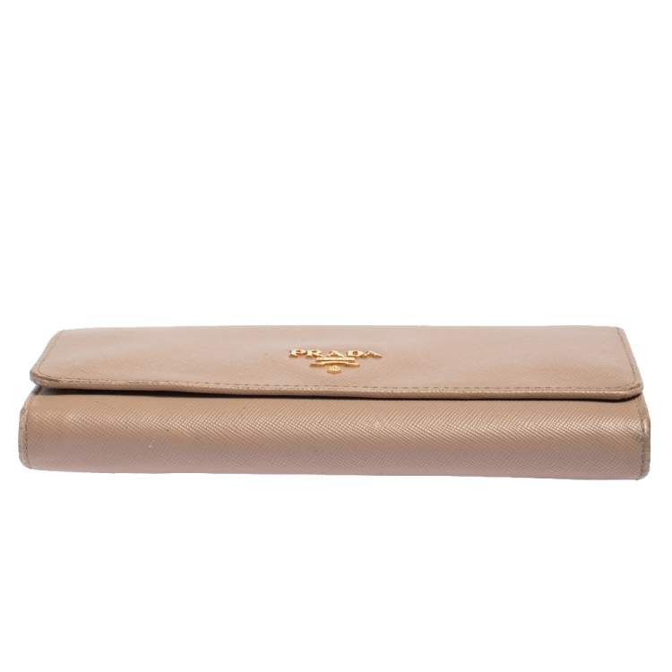 Pre Owned Prada Beige Saffiano Lux Leather Flap Continental Wallet