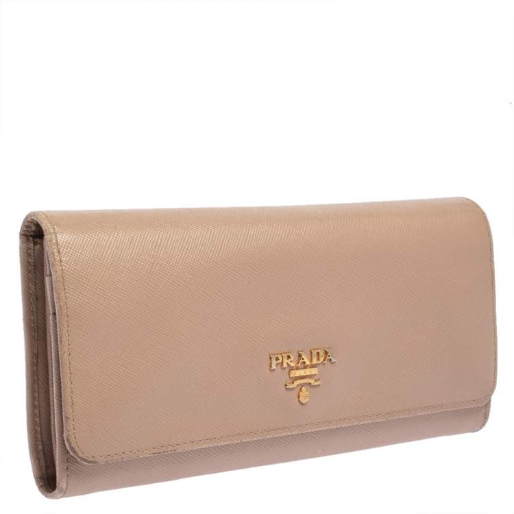 Pre Owned Prada Beige Saffiano Lux Leather Flap Continental Wallet