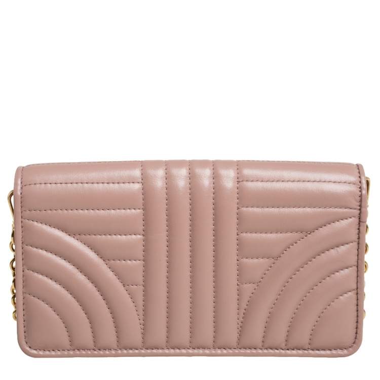 مملوكة مسبقًا Prada Beige Quilted Leather Diagramme Impunture Wallet 