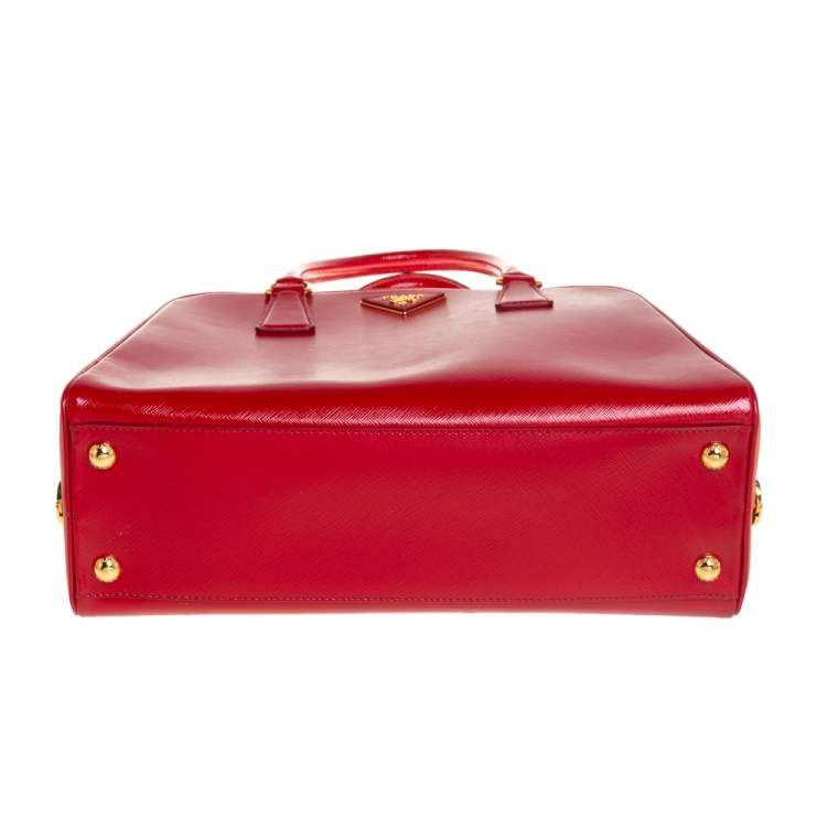 Pre Owned Prada Red/Orange Saffiano Parent Leather Pyramid Frame Top Handle Bag