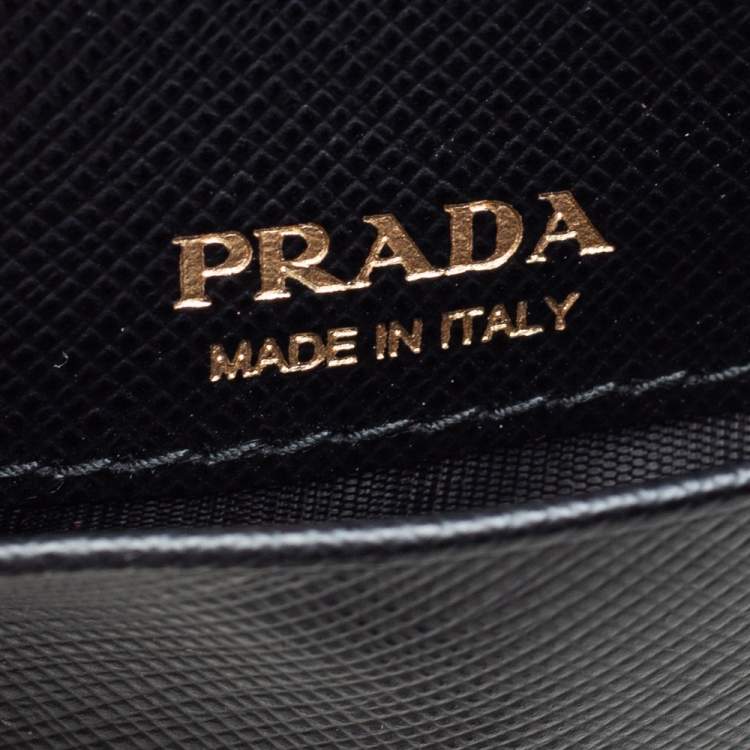 Pre Owned Prada Black Saffiano Lux Leather Zip Card Holder