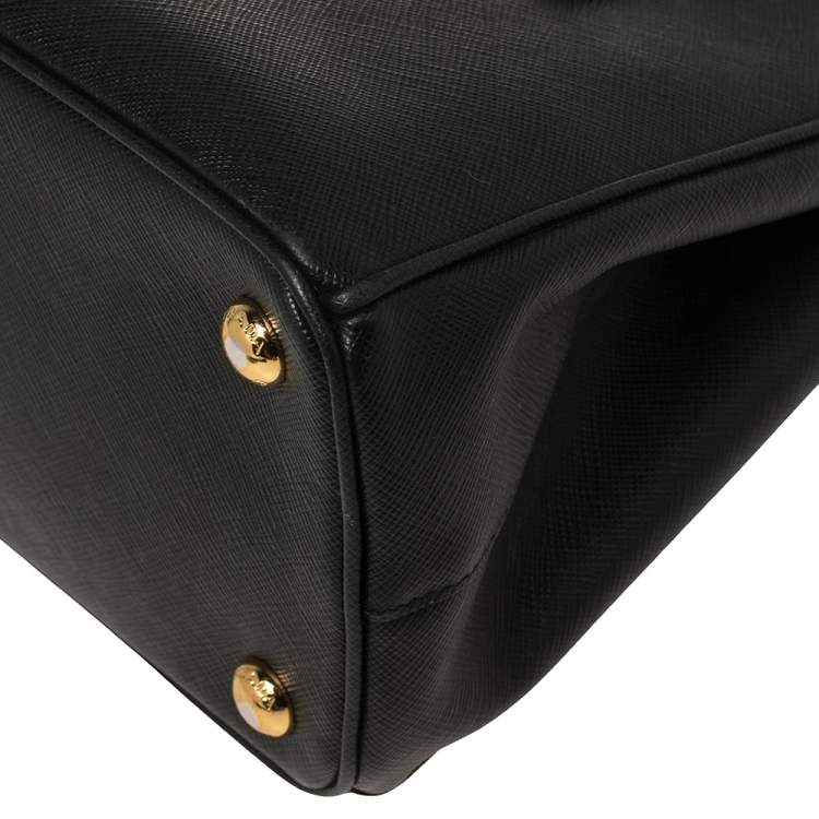 Pre Owned Prada Black Saffiano Leather Mini Galleria Tote