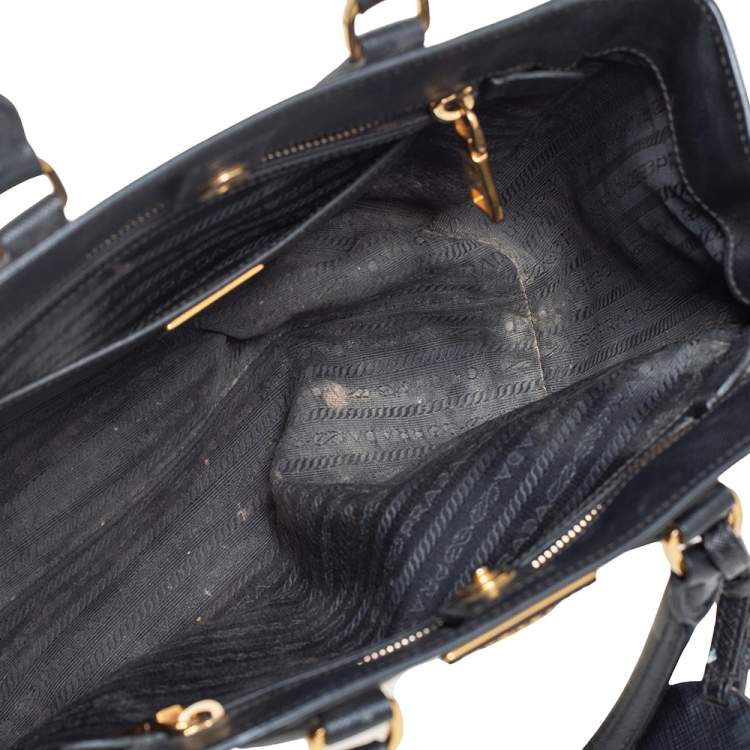 Pre Owned Prada White/Black Saffiano Leather Gardener's Tote