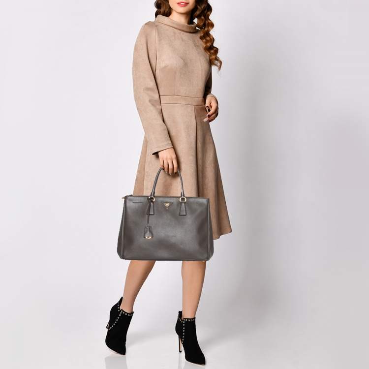 Pre Owned Prada Dark Grey Saffiano Lux Leather Large Galleria Tote