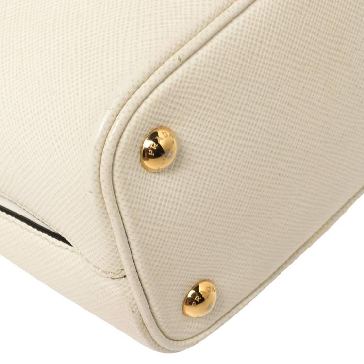 Pre Owned Prada Cream Saffiano Leather Small Panier Bag