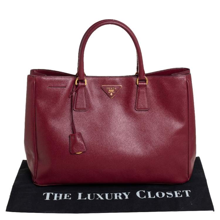Pre Owned Prada Burgundy Saffiano Lux Leather Medium Galleria Tote