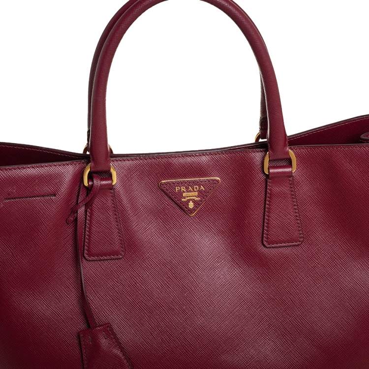 Pre Owned Prada Burgundy Saffiano Lux Leather Medium Galleria Tote