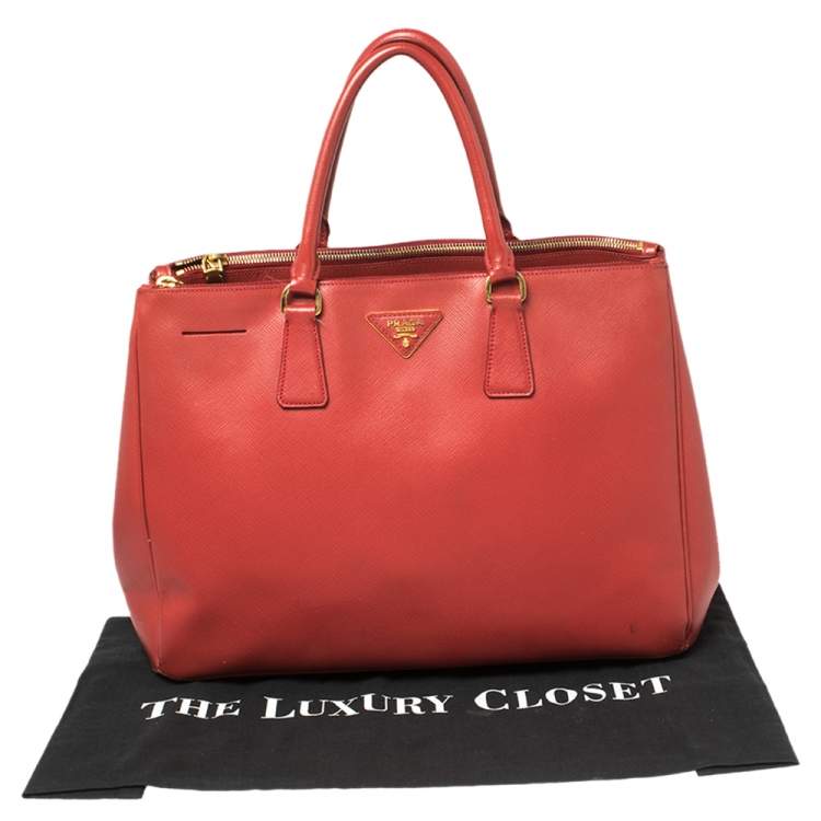 Pre Owned Prada Red Saffiano Lux Leather Large Galleria Tote