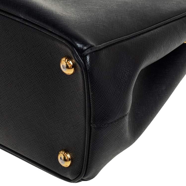 Pre Owned Prada Black Saffiano Leather Small Galleria Double Zip Tote