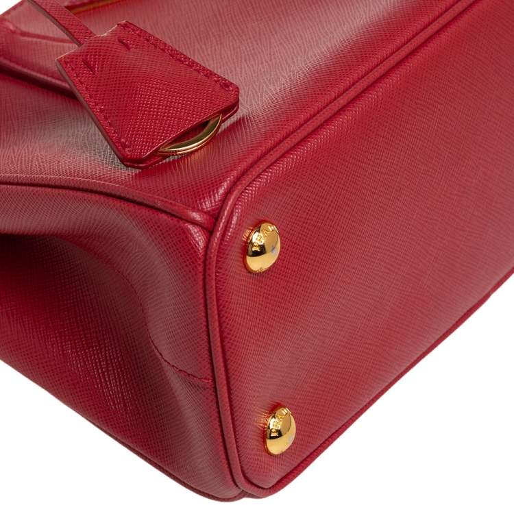 Pre Owned Prada Red Saffiano Lux Leather Mini Galleria Double Zip Tote
