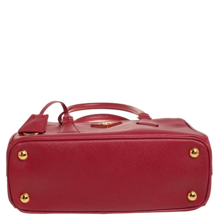 Pre Owned Prada Red Saffiano Lux Leather Mini Galleria Double Zip Tote