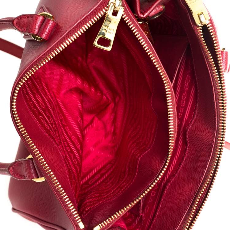 Pre Owned Prada Red Saffiano Lux Leather Mini Galleria Double Zip Tote
