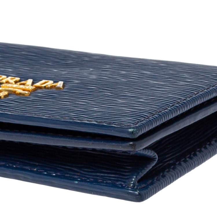 Pre Owned Prada Blue Vitello Move Leather Card Case