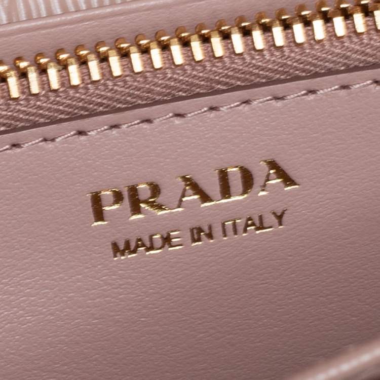 Pre Owned Prada Nude Vitello Move Leather Leather Wallet On Chain
