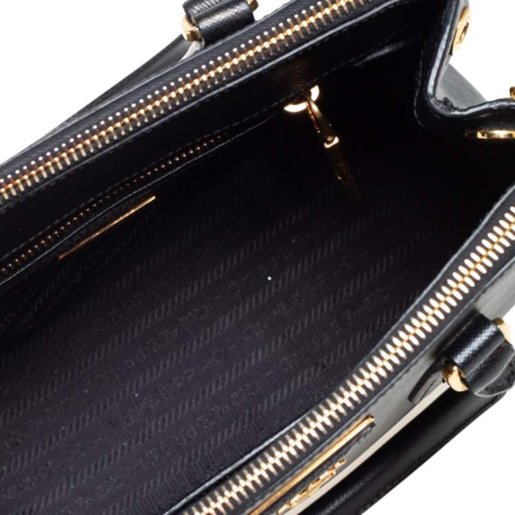 Pre Owned Prada Black Saffiano Lux Leather Mini Galleria Tote