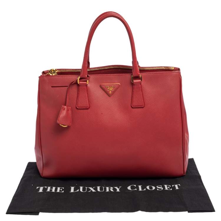 Pre Owned Prada Red Saffiano Leather Large Galleria Double Zip Tote
