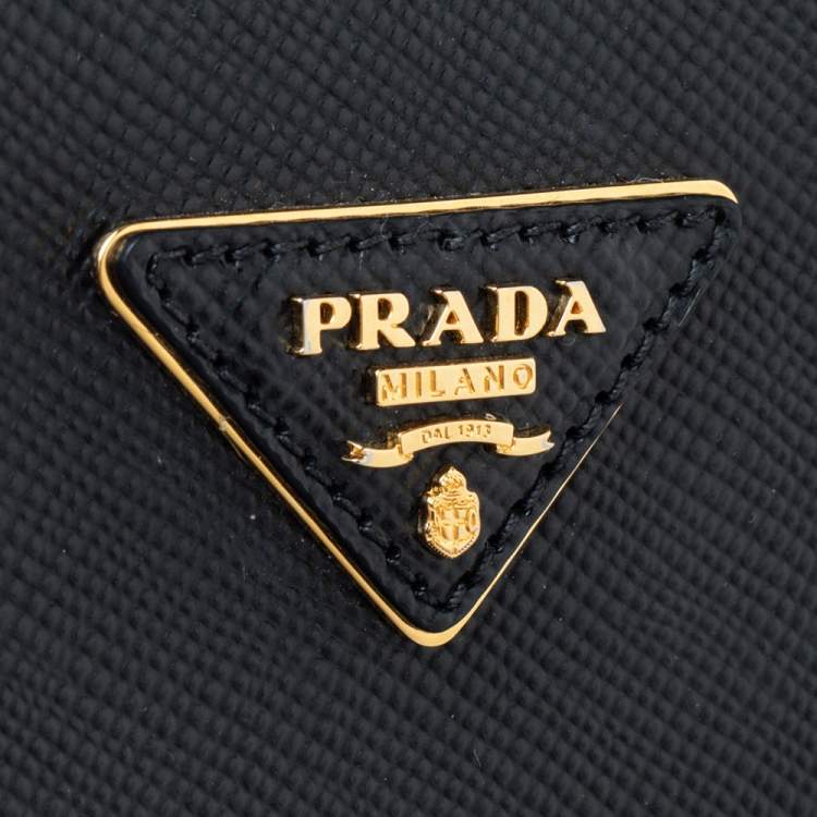 Pre Owned Prada Black Saffiano Leather Panier Top Handle Bag