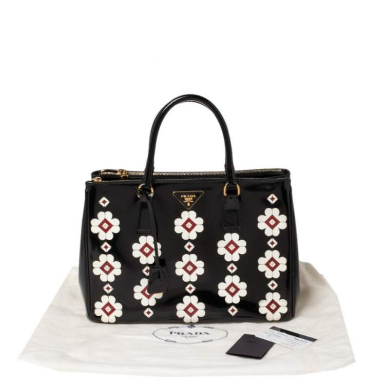 Pre Owned Prada Black Spazzolato Leather Medium Flowers Galleria Tote