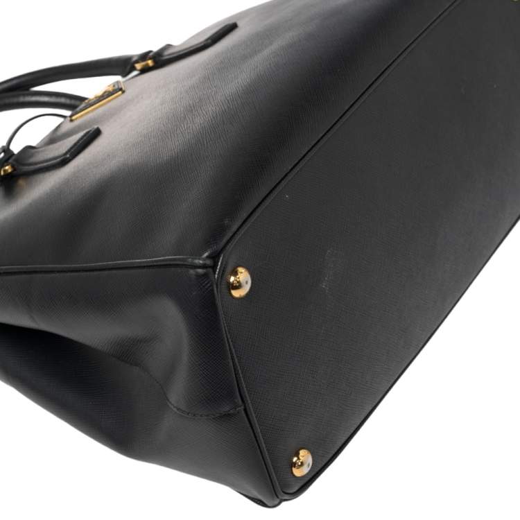 Pre Owned Prada Black Saffiano Lux Leather Medium Galleria Tote