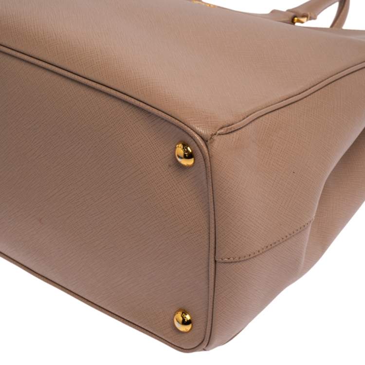 Pre Owned Prada  Cameo Saffiano Lux Leather Large Galleria Tote