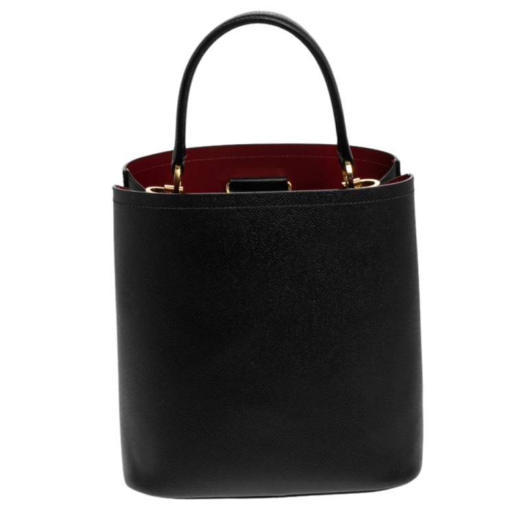 Pre Owned Prada Black Saffiano Leather Medium Panier Top Handle Bag