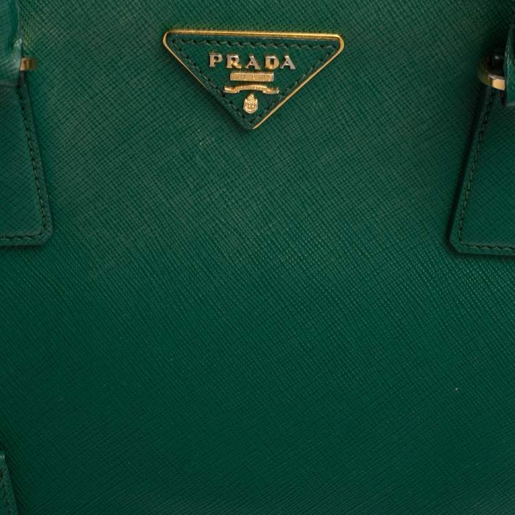 مملوكة مسبقًا Prada Green Saffiano Lux Leather Medium Galleria Tote
