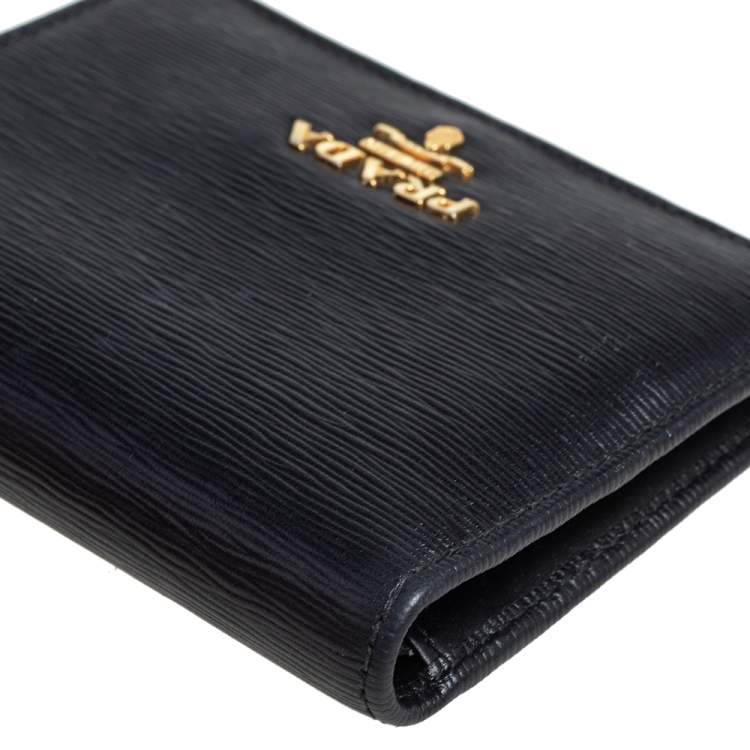 مملوكة مسبقًا Prada Black Vitello Move Leather Logo Bifold Compact Wallet