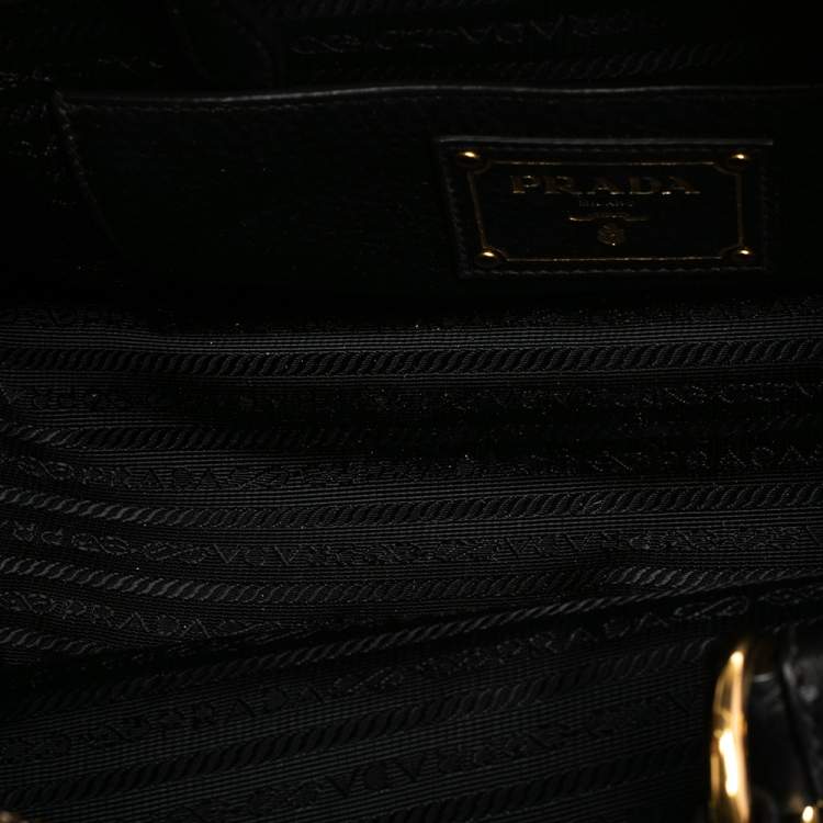 Pre Owned Prada Black Vitello Daino Leather Zip Top Hobo