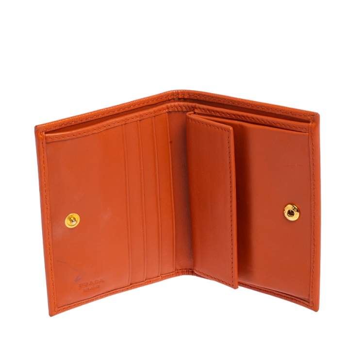 Pre Owned Prada Orange Vitello Move Leather Bifold Wallet