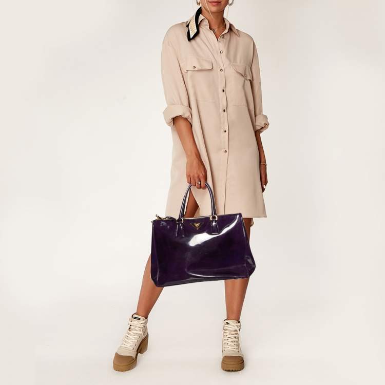 Pre Owned Prada Purple Spazzolato Leather Large Galleria Tote