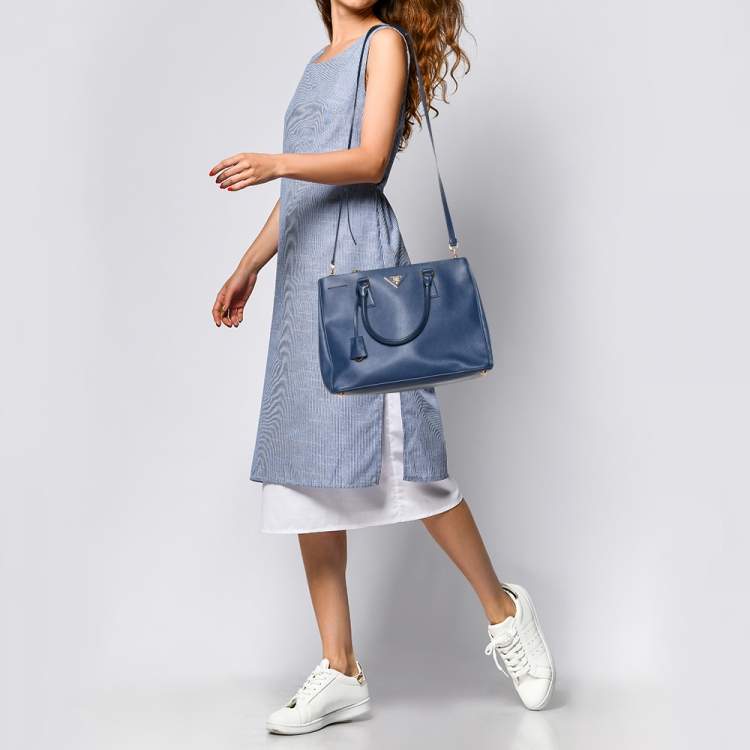 Pre Owned Prada Blue Saffiano Lux Leather Galleria Tote