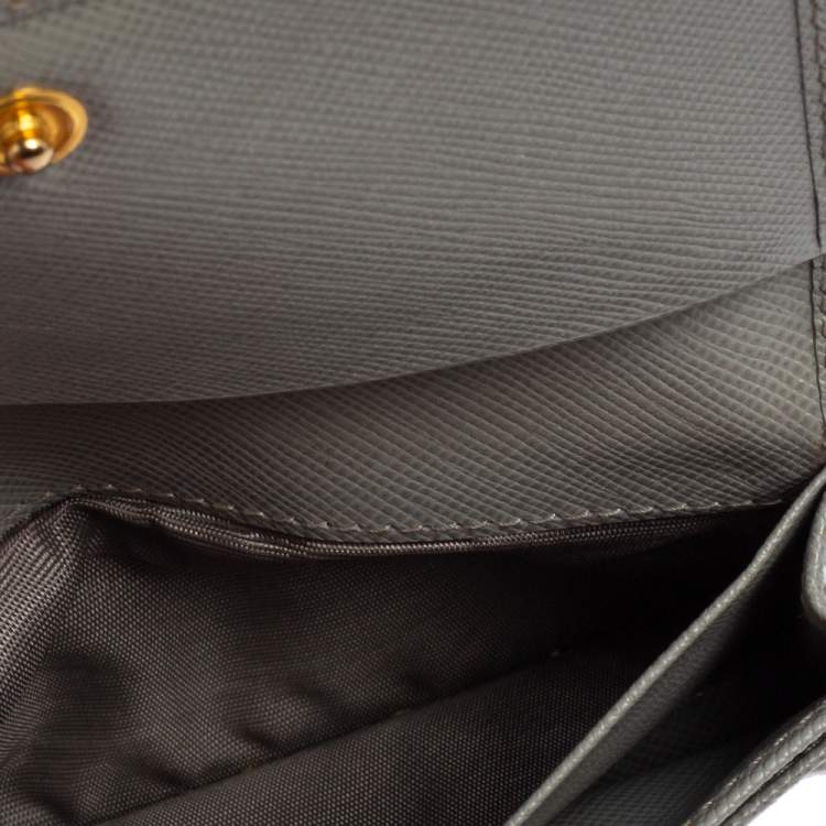 Pre Owned Prada Grey Saffiano Leather Flap Card Holder