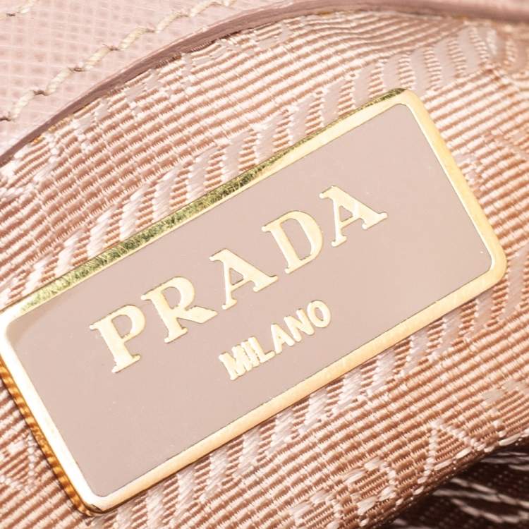 مملوكة مسبقًا Prada Beige Saffiano Lux Leather Small Galleria Tote