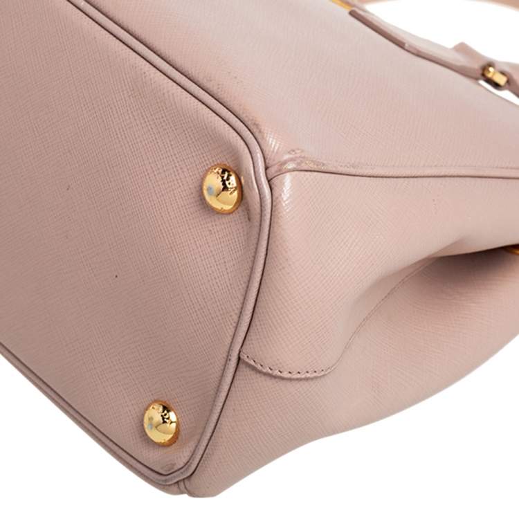 مملوكة مسبقًا Prada Beige Saffiano Lux Leather Small Galleria Tote