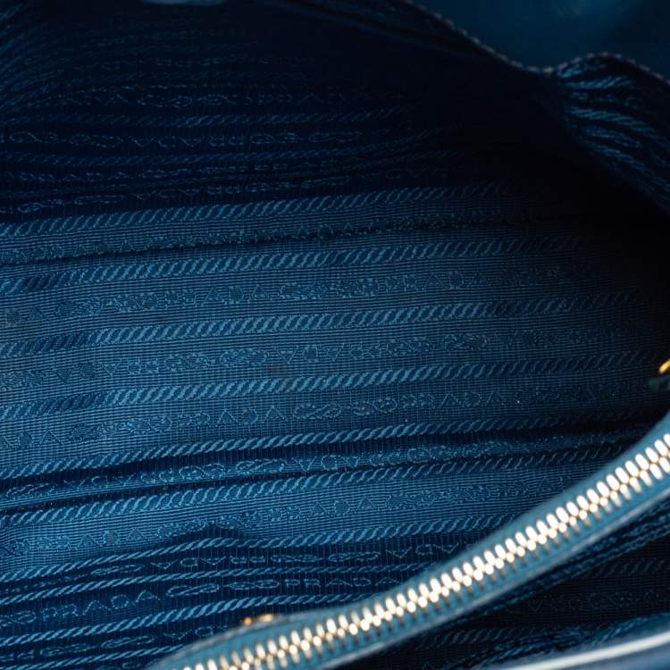 Pre Owned Prada Blue Saffiano Lux Leather Medium Galleria Tote