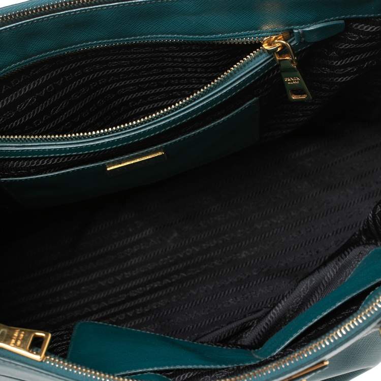 Pre Owned Prada Green Saffiano Lux Leather Large Double Zip Tote