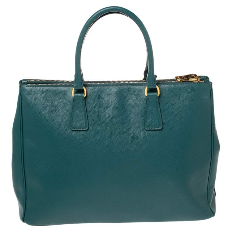 Pre Owned Prada Green Saffiano Lux Leather Large Double Zip Tote