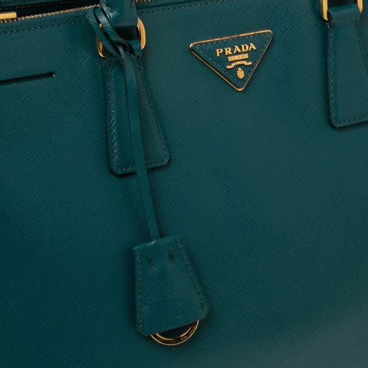 Pre Owned Prada Green Saffiano Lux Leather Large Double Zip Tote
