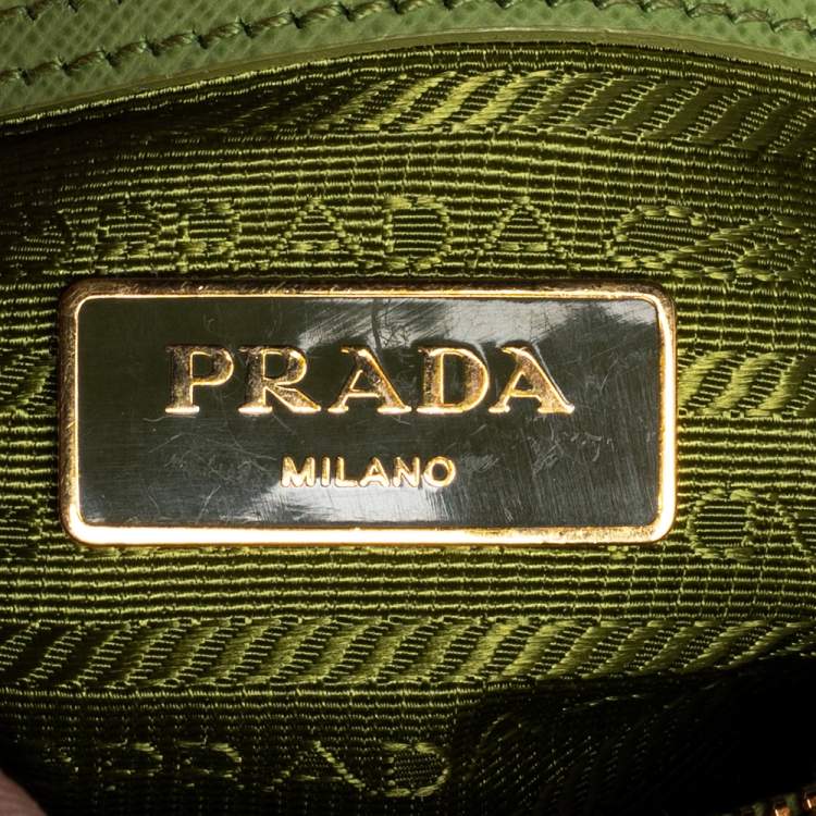 Pre Owned Prada Green Saffiano Leather Galleria Zip Tote
