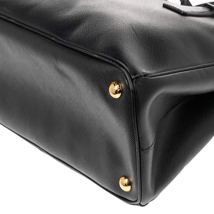 Pre Owned Prada Black Saffiano Lux Leather Small Galleria Tote