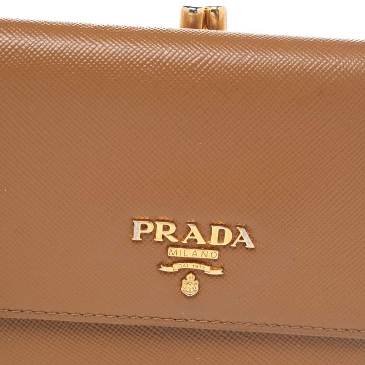 Pre Owned Prada Brown Saffiano Leather Trifold Wallet