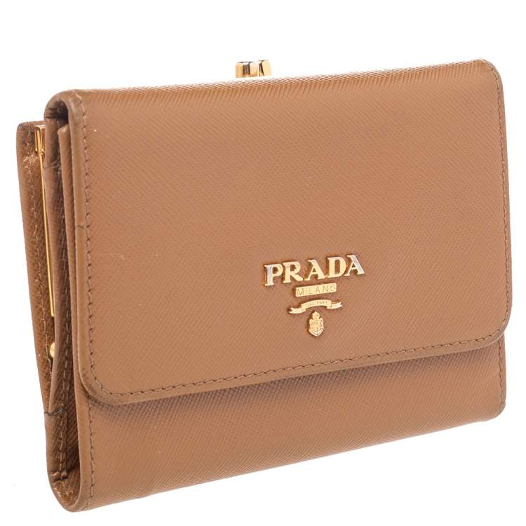 Pre Owned Prada Brown Saffiano Leather Trifold Wallet