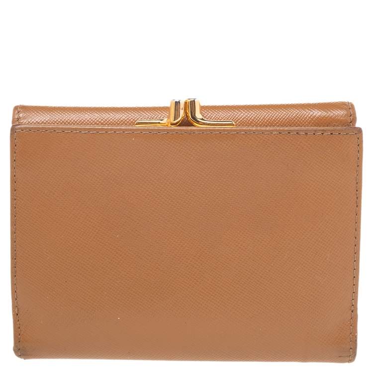 Pre Owned Prada Brown Saffiano Leather Trifold Wallet