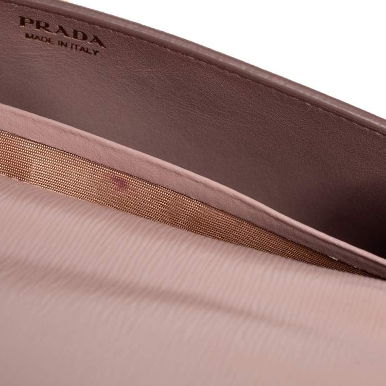 Pre Owned Prada Beige Vitello Move Leather Wallet On Chain